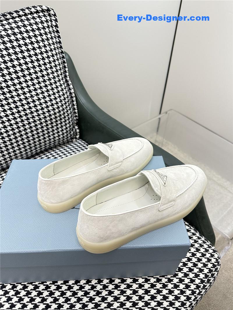 Pra*a new loafers