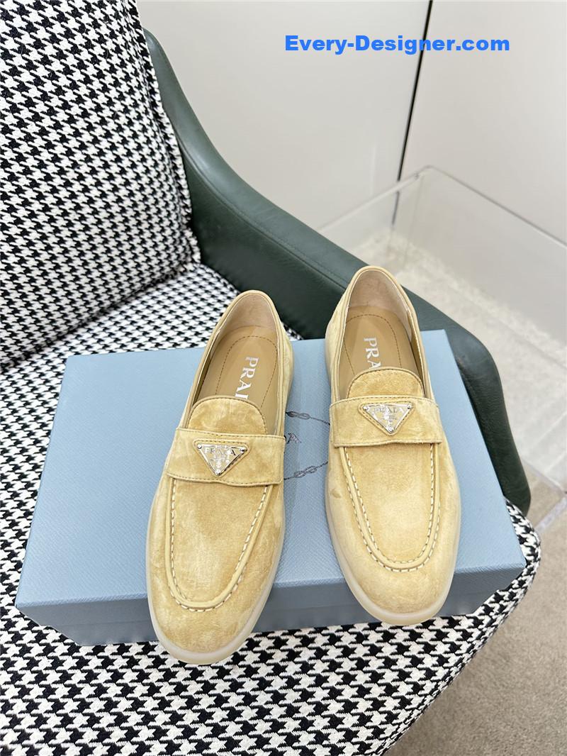Pra*a new loafers