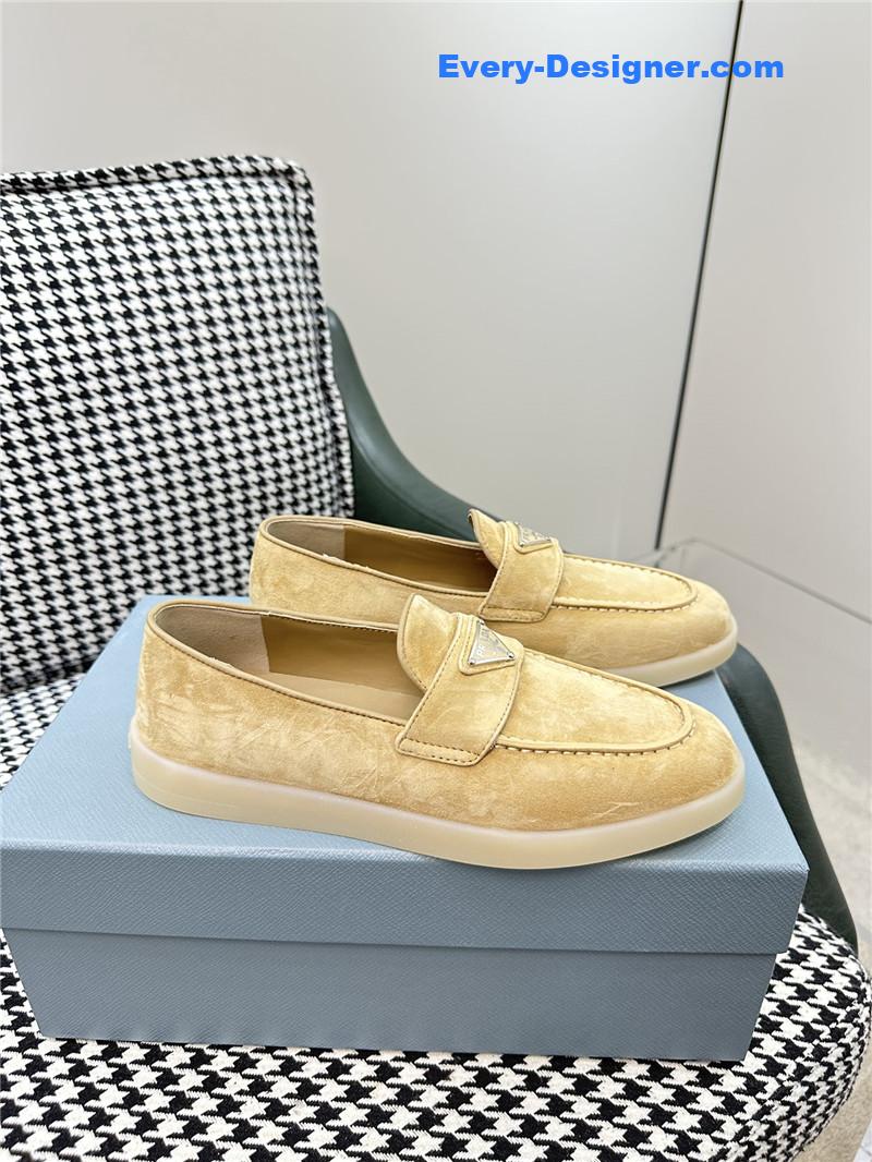 Pra*a new loafers