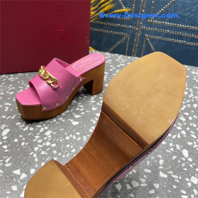 Va1e*ntin0 metal chain high heel sandals