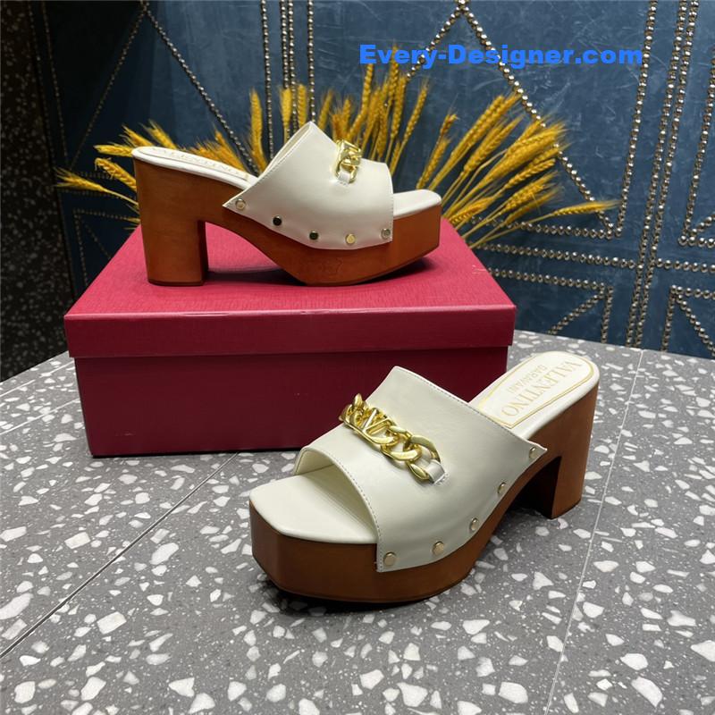 Va1e*ntin0 metal chain high heel sandals