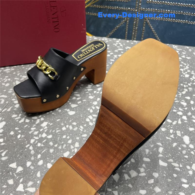 Va1e*ntin0 metal chain high heel sandals