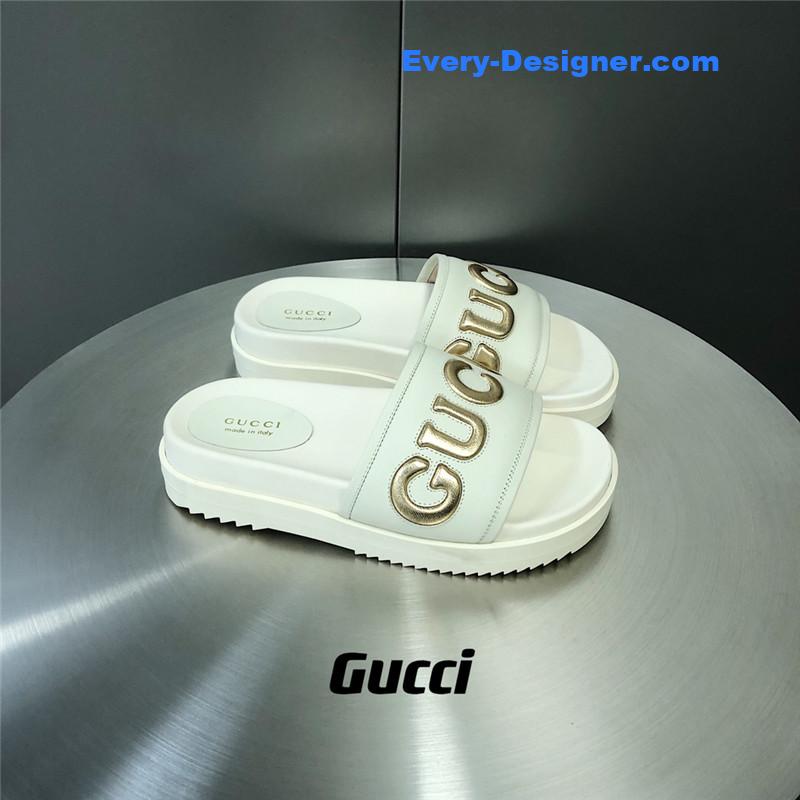 Gvc*1 letter logo platform slippers