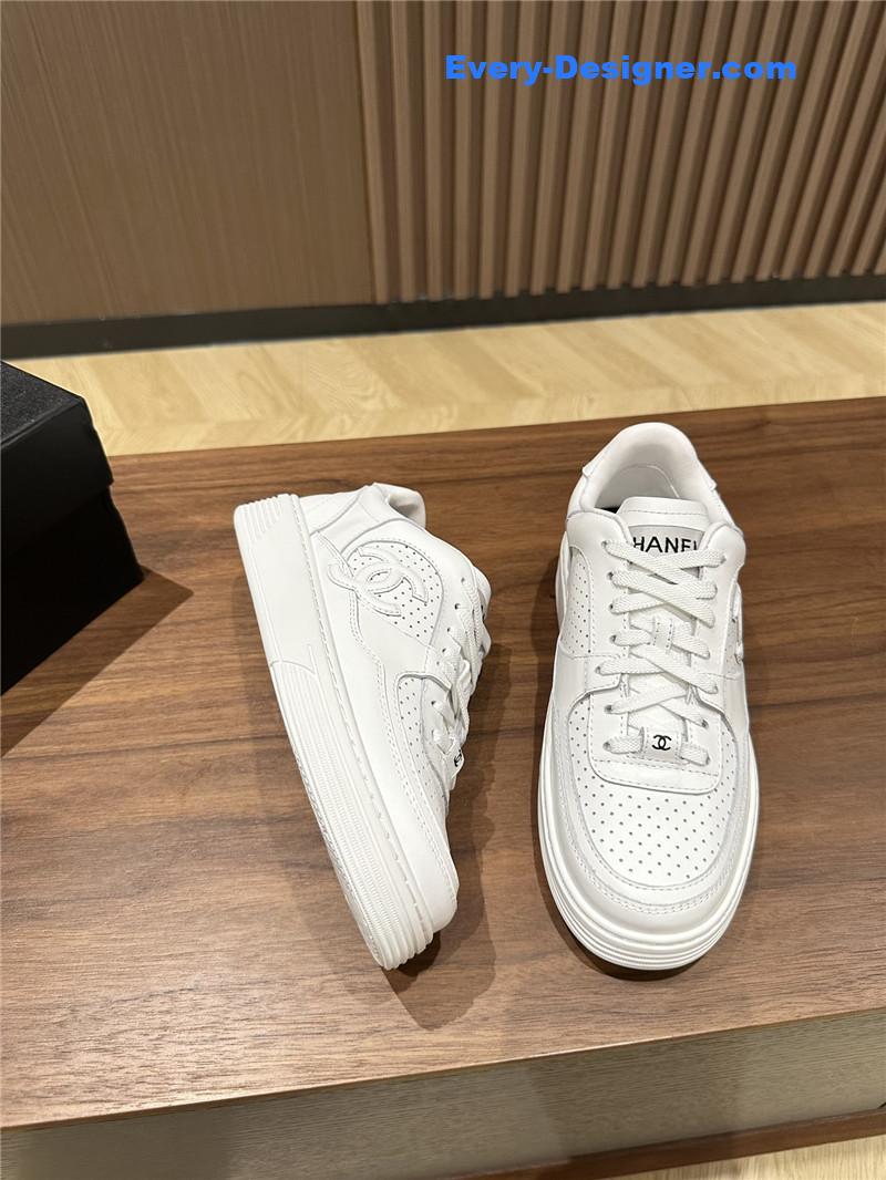 Ch**el logo sneakers womens