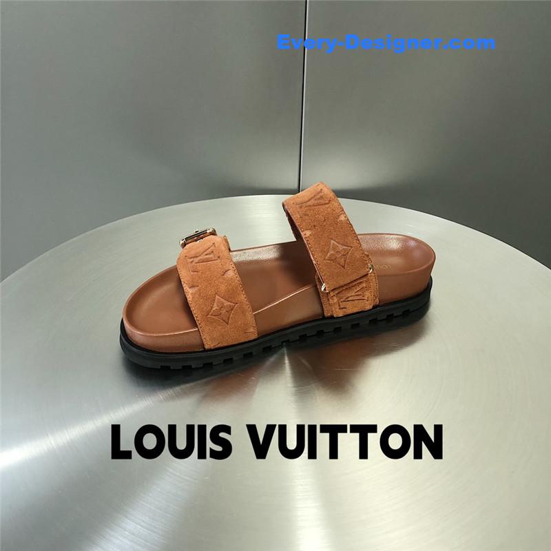 l0vis Vvtt0n lv metal buckle logo platform slippers