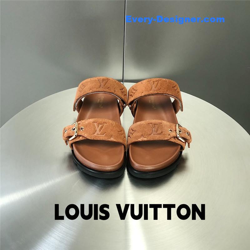 l0vis Vvtt0n lv metal buckle logo platform slippers