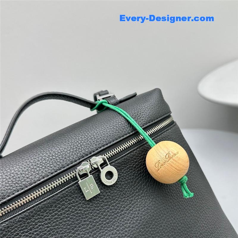 L0r0 P1ana extra pocket backpack