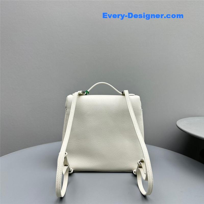 L0r0 P1ana extra pocket backpack