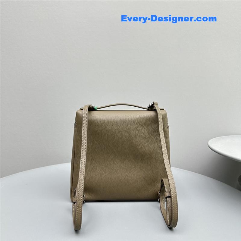 L0r0 P1ana extra pocket backpack