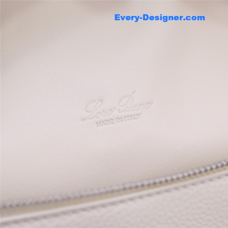 L0r0 P1ana extra pocket l19 pouch