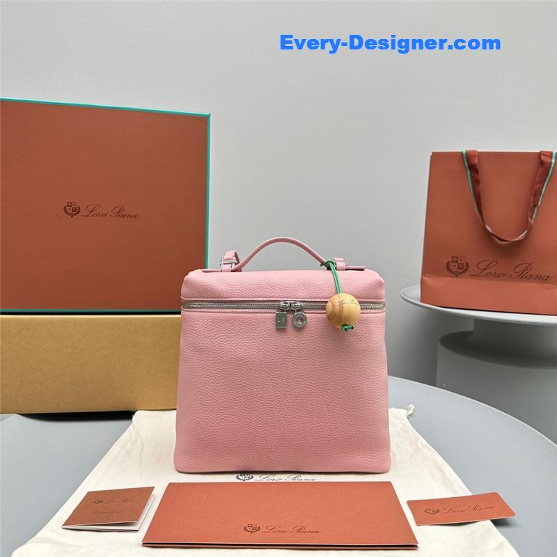 L0r0 P1ana extra pocket backpack