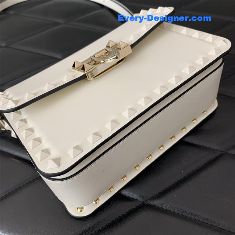 Va1e*ntin0 garavani rockstud23 small leather bag