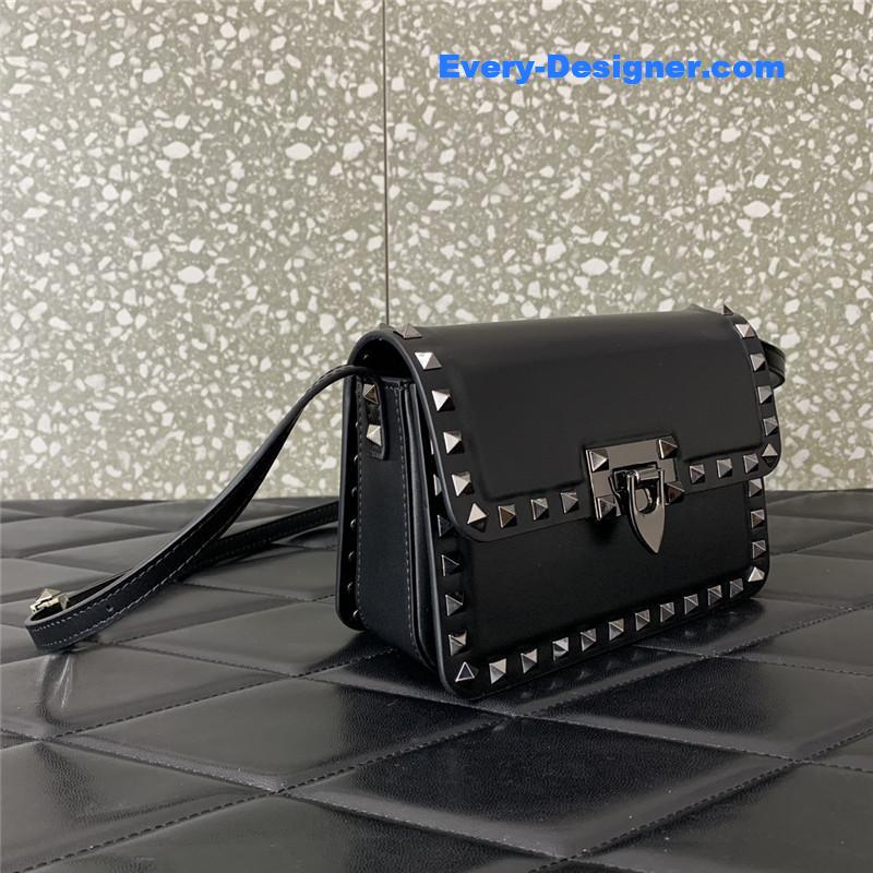 Va1e*ntin0 garavani rockstud23 small leather bag