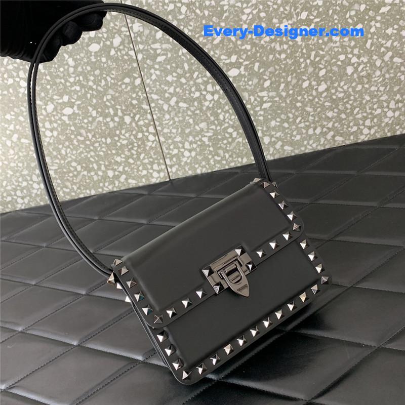 Va1e*ntin0 garavani rockstud23 small leather bag