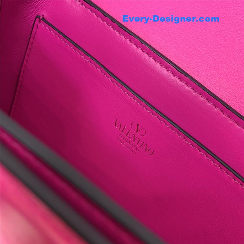 Va1e*ntin0 garavani rockstud23 small leather bag