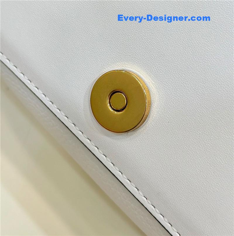 F**di women’s pink c’mon small bag