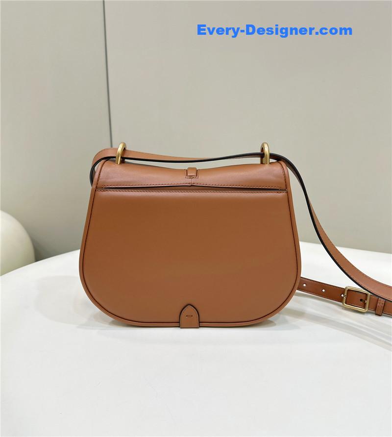 F**di women’s pink c’mon small bag