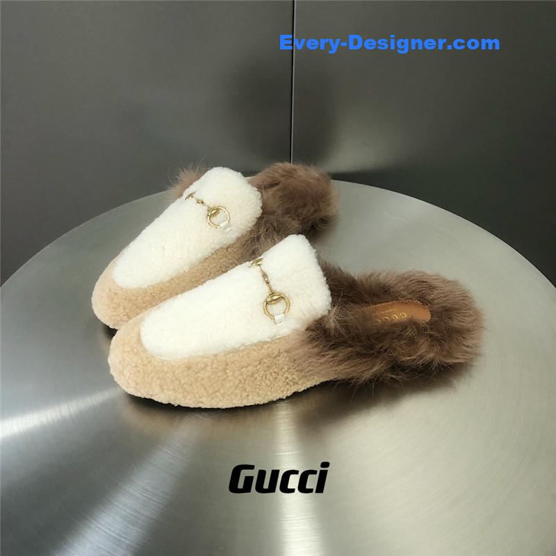 Gvc*1 fur slippers