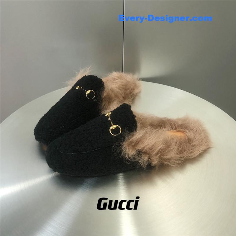 Gvc*1 fur slippers