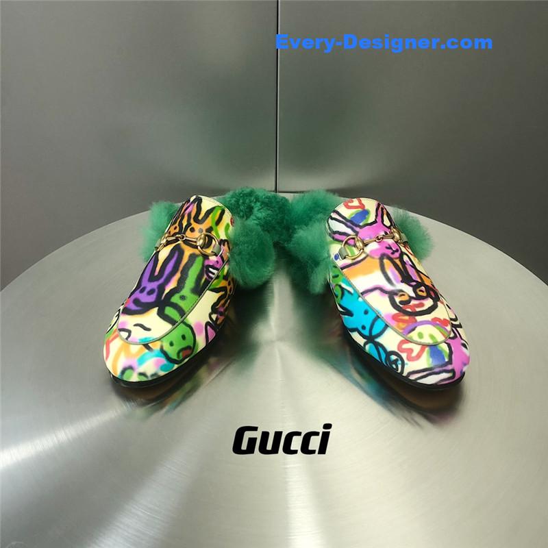 Gvc*1 fur slippers