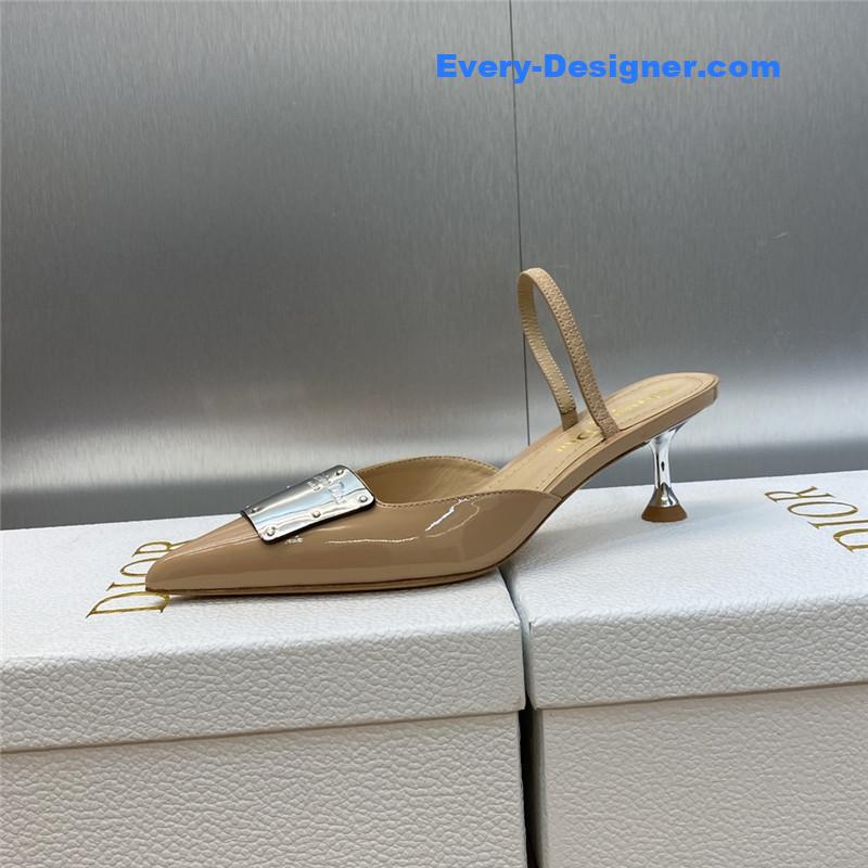 D10r cd letter logo high heel sandals