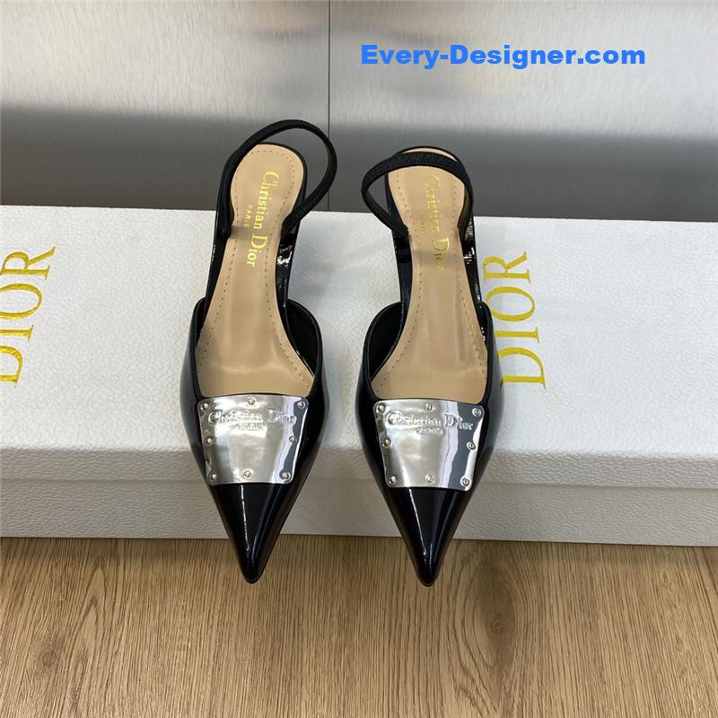 D10r cd letter logo high heel sandals
