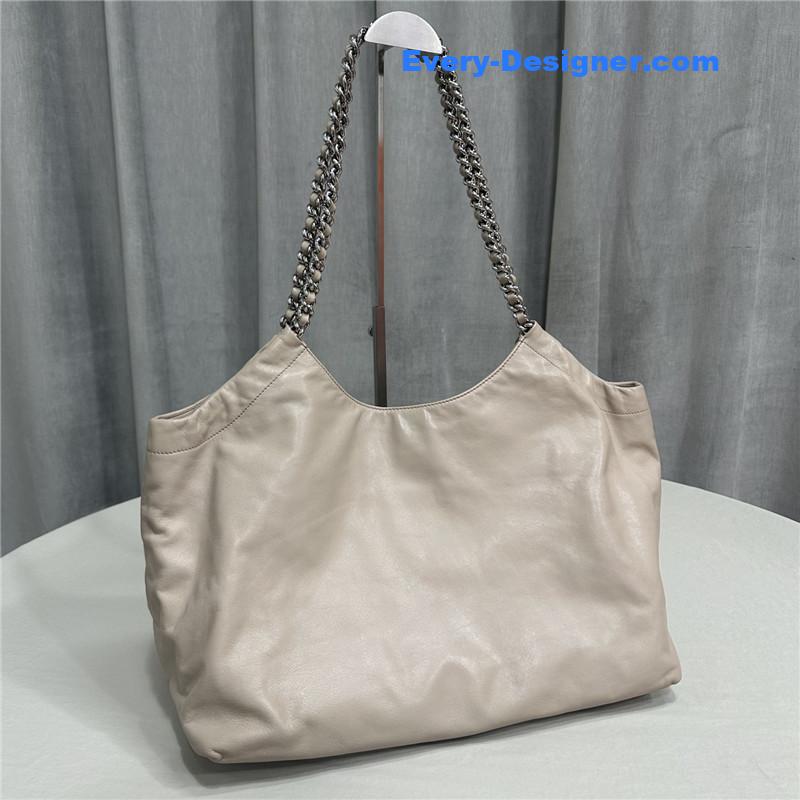 Pra*a hobo bag