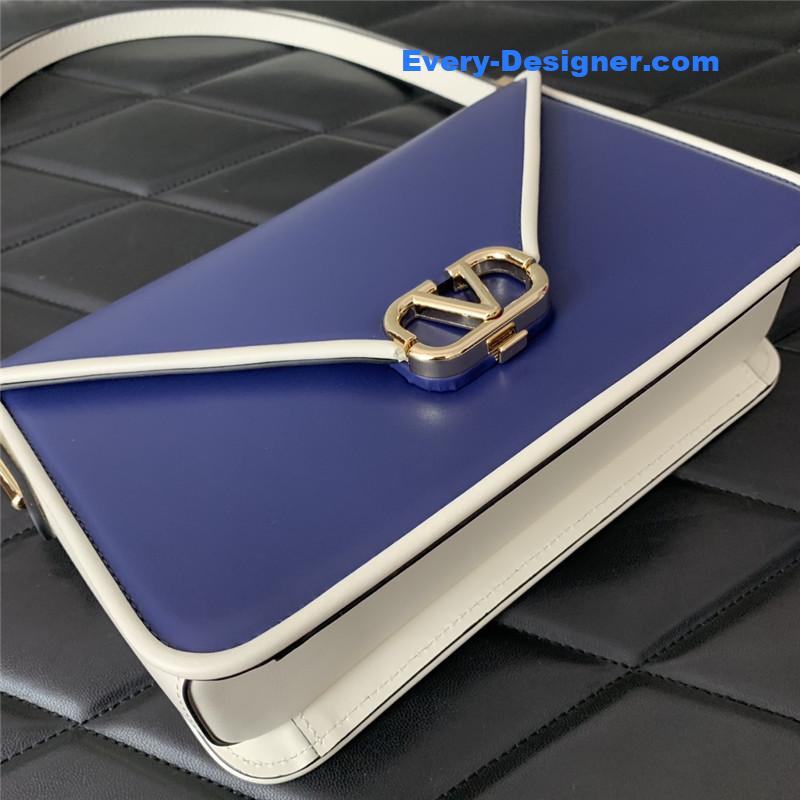 Va1e*ntin0 garavani letter leather shoulder bag