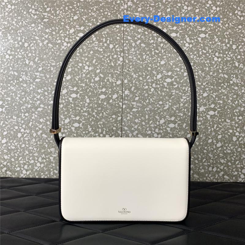 Va1e*ntin0 garavani letter leather shoulder bag