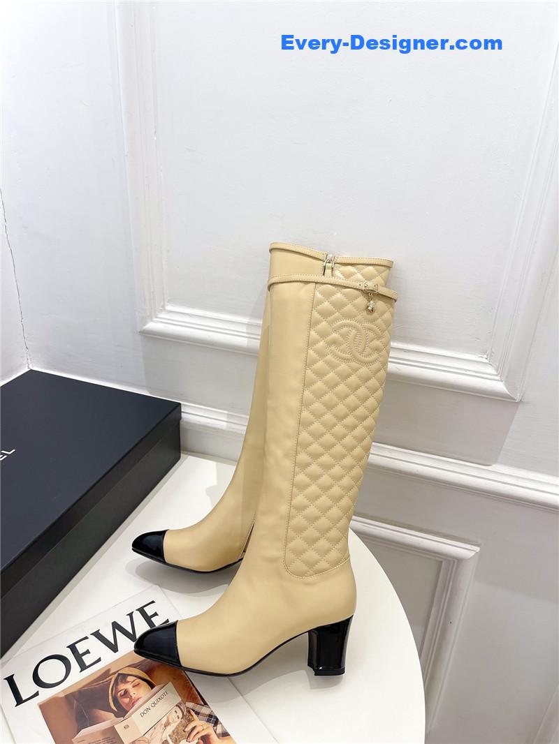 CC classic embroidered chunky heel boots