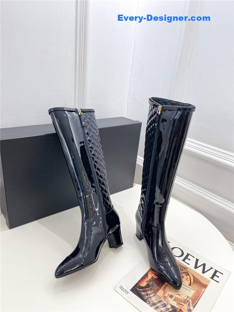 CC classic embroidered chunky heel boots