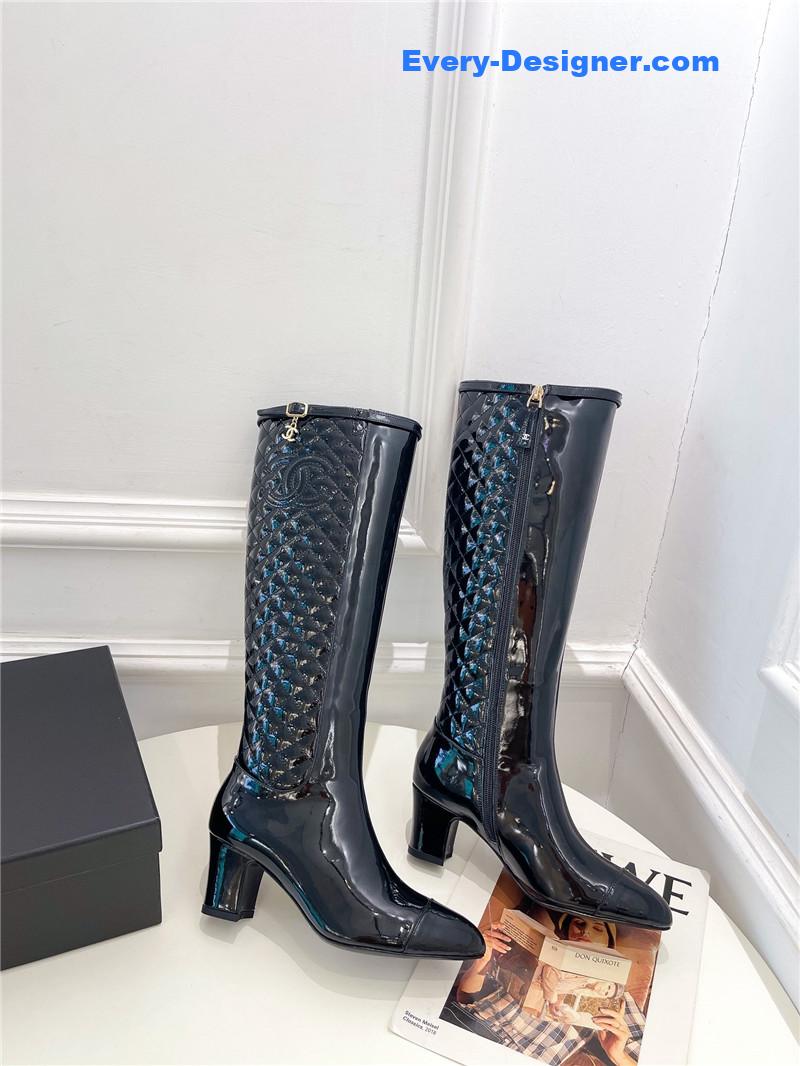 CC classic embroidered chunky heel boots