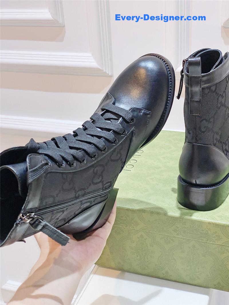 Gvc*1 gg velcro retro ankle boots