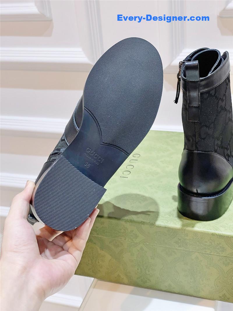 Gvc*1 gg velcro retro ankle boots