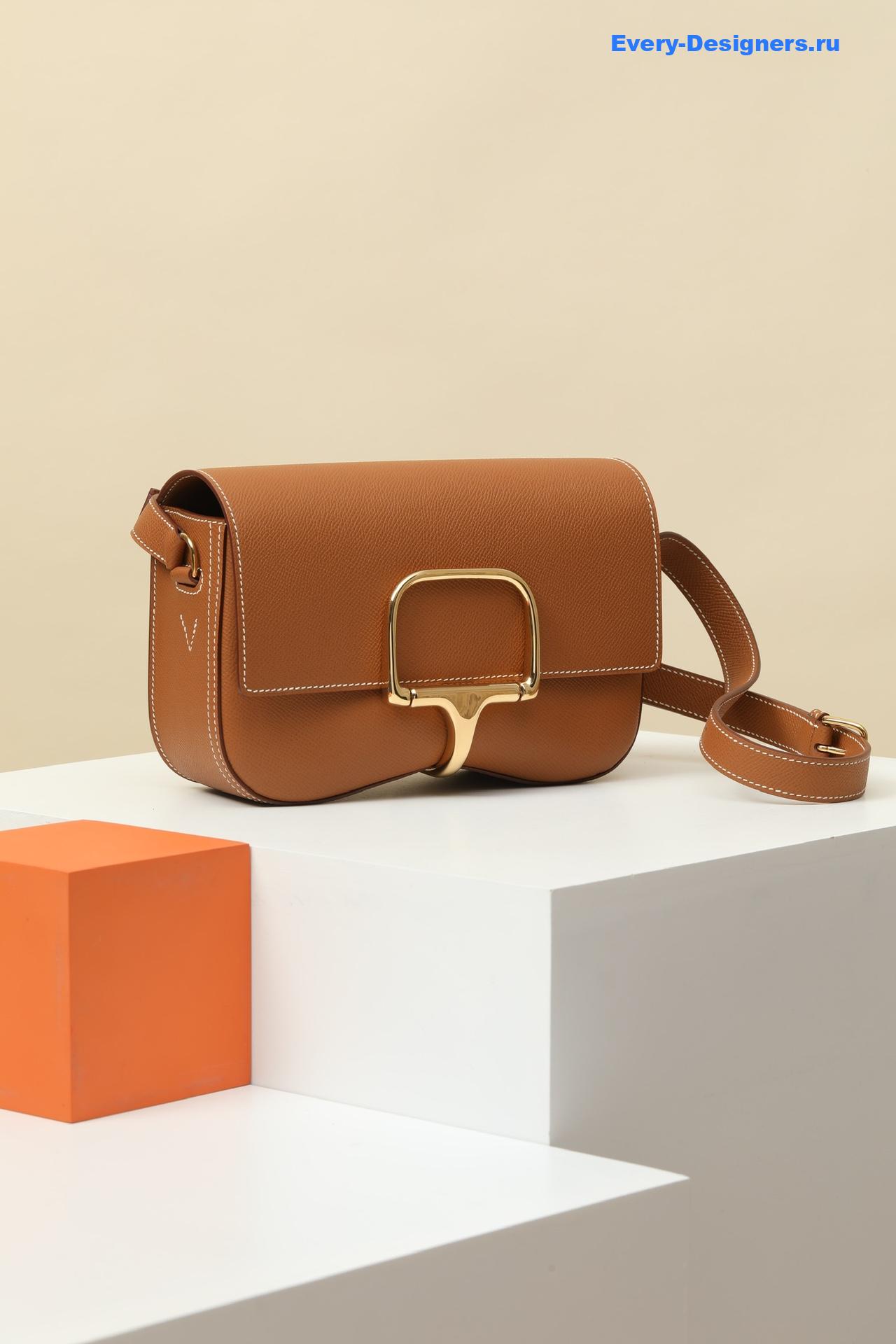 H**me5 della cavalleria elan bag