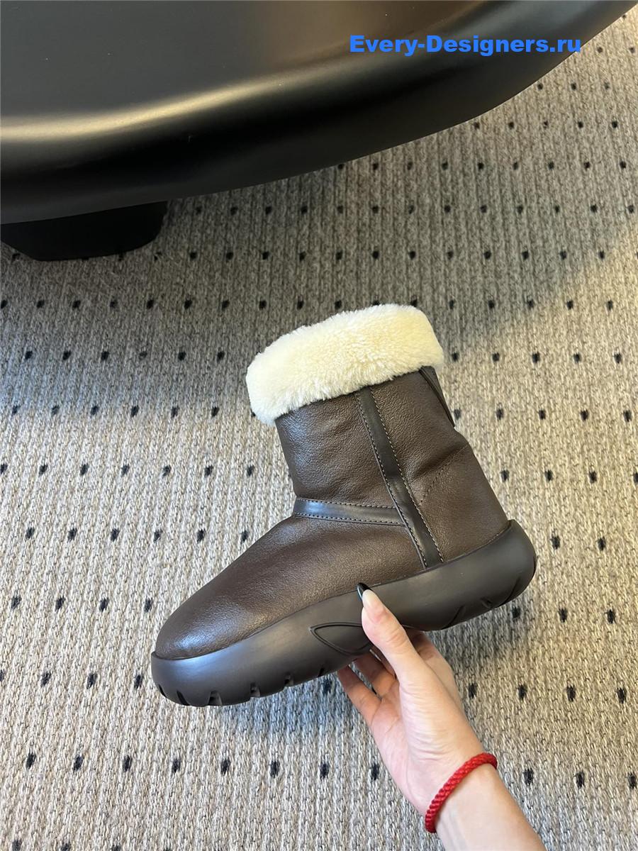 b0tt*ga Ven*ta round toe snow boots