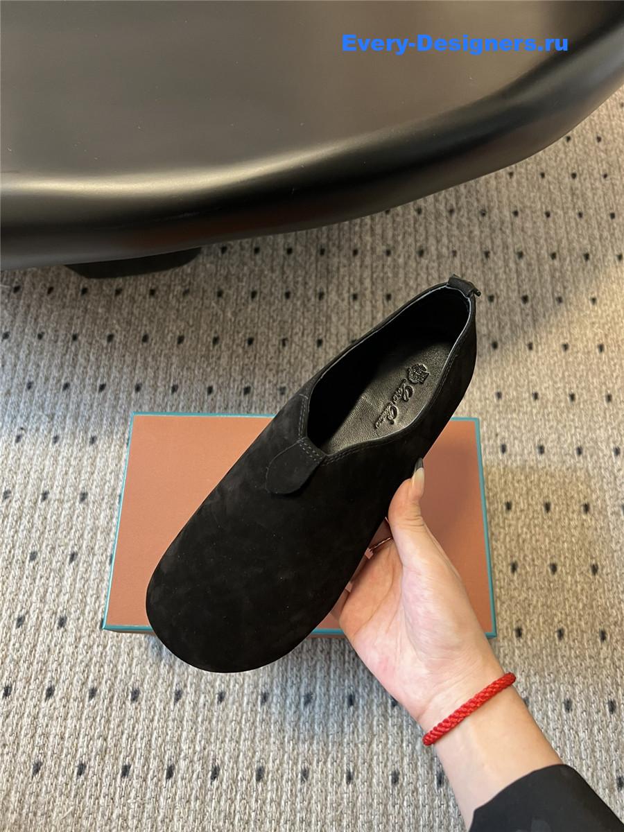 L0r0 P1ana rebech**ela black ballet flats