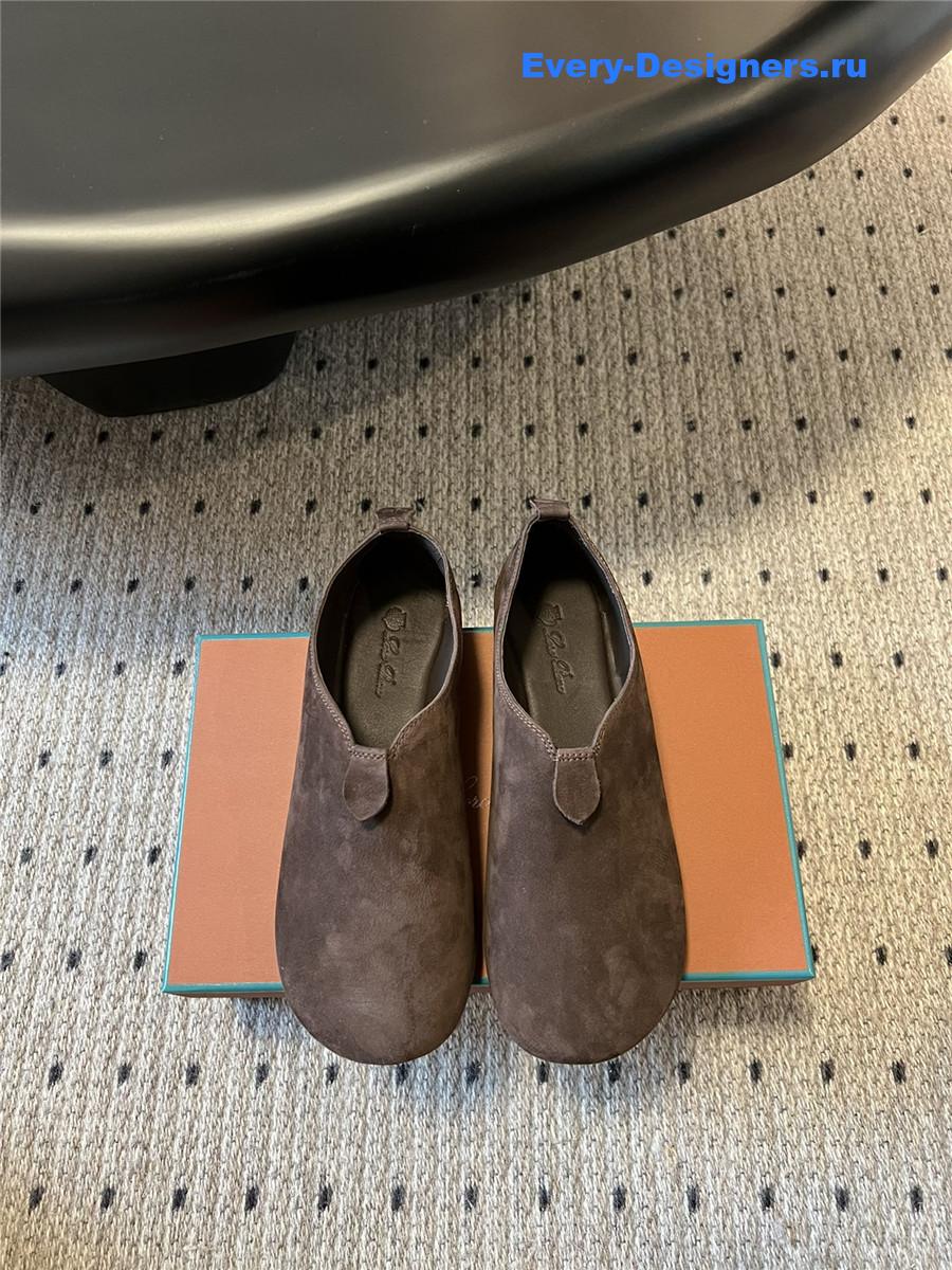 L0r0 P1ana rebech**ela brown ballet flats