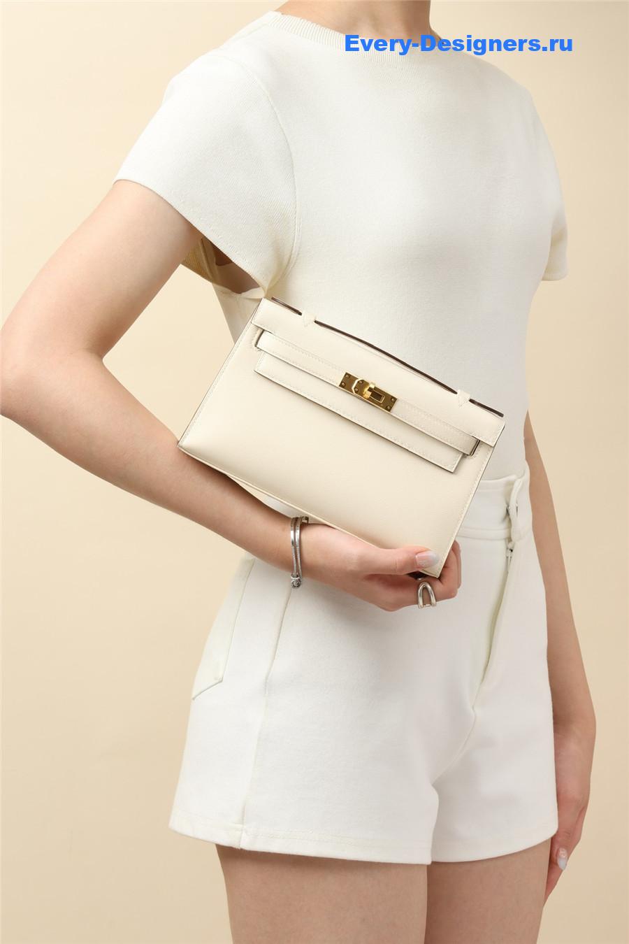 H**me5 kelly pochette swift leather bag beige