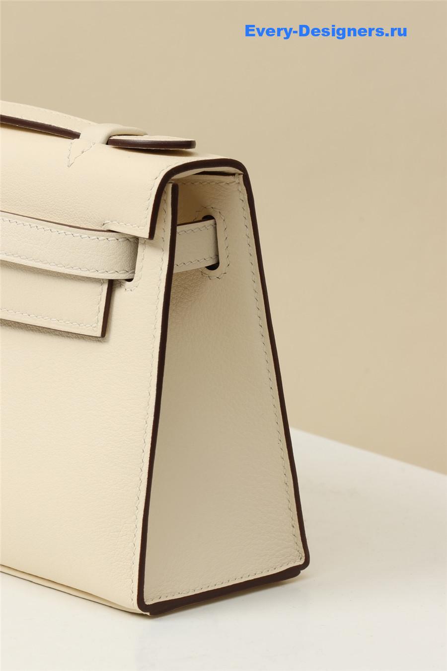 H**me5 kelly pochette swift leather bag beige