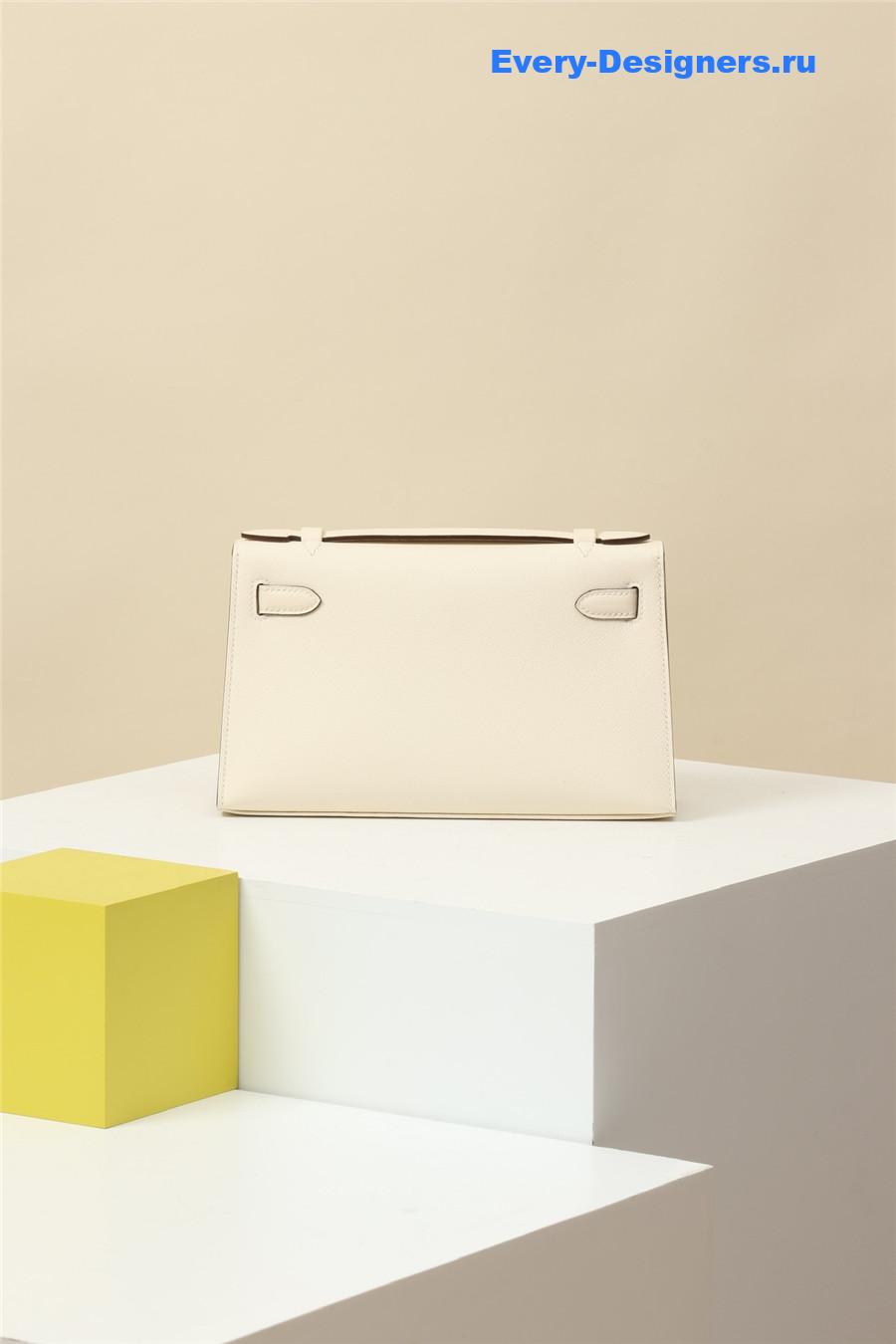 H**me5 kelly pochette swift leather bag beige