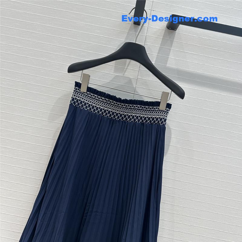 l0vis Vvtt0n lv layered pleated half skirt