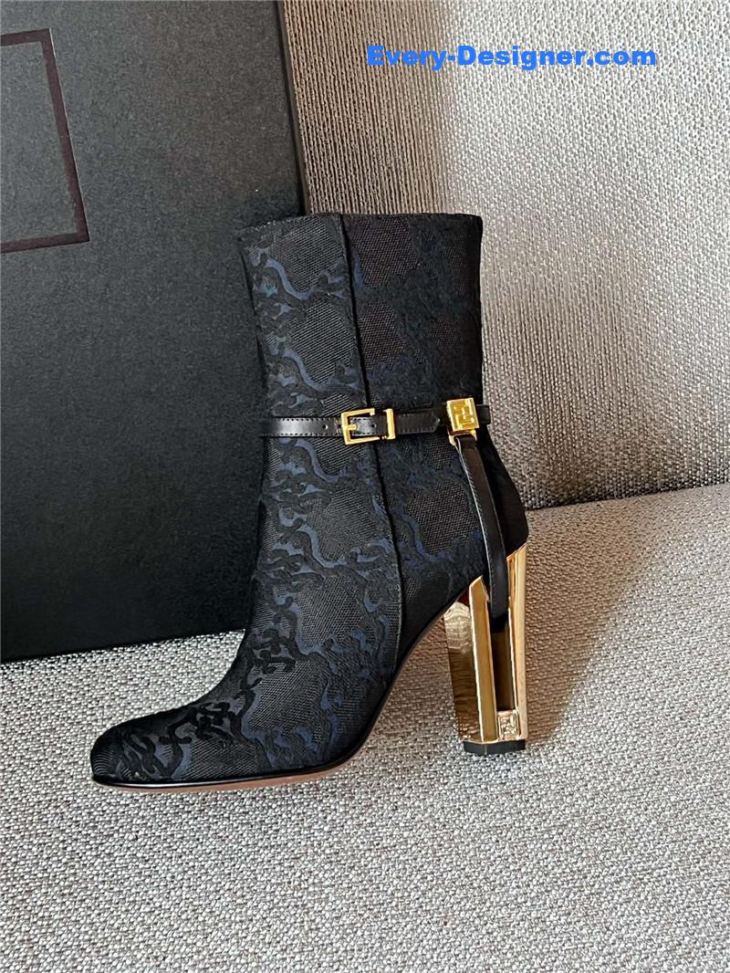 F**di delfina ankle boots