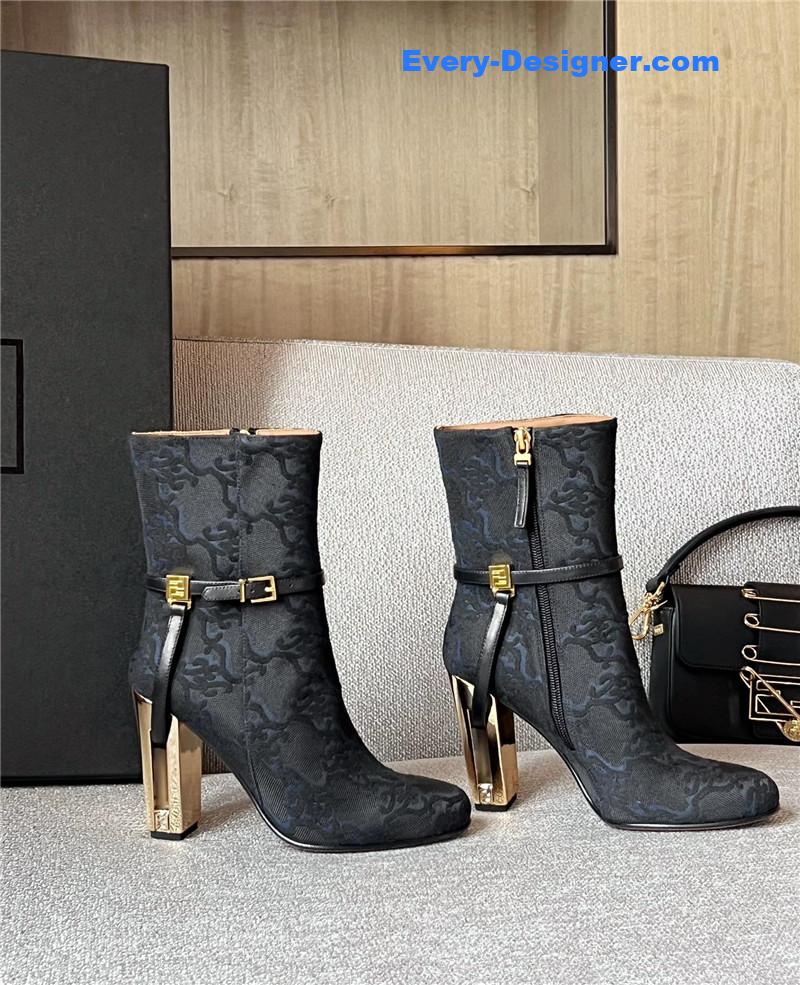 F**di delfina ankle boots