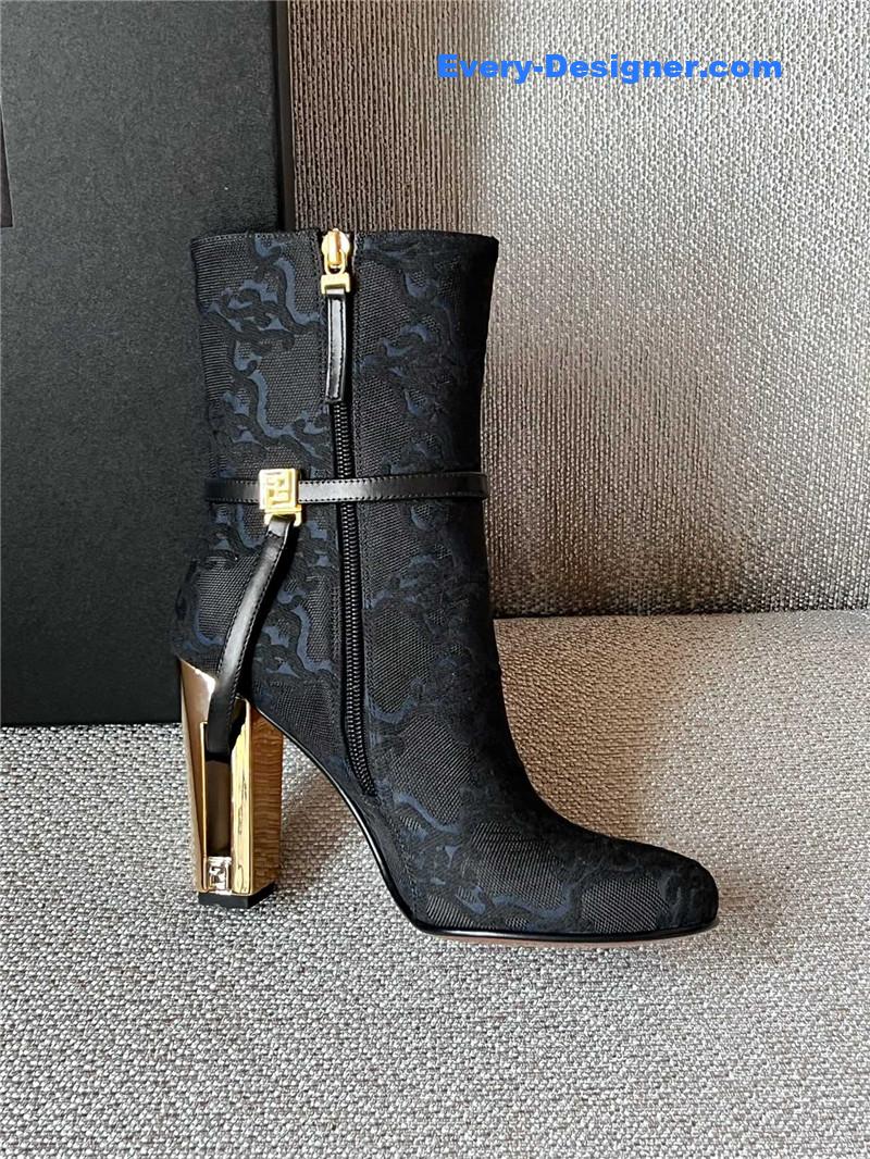 F**di delfina ankle boots