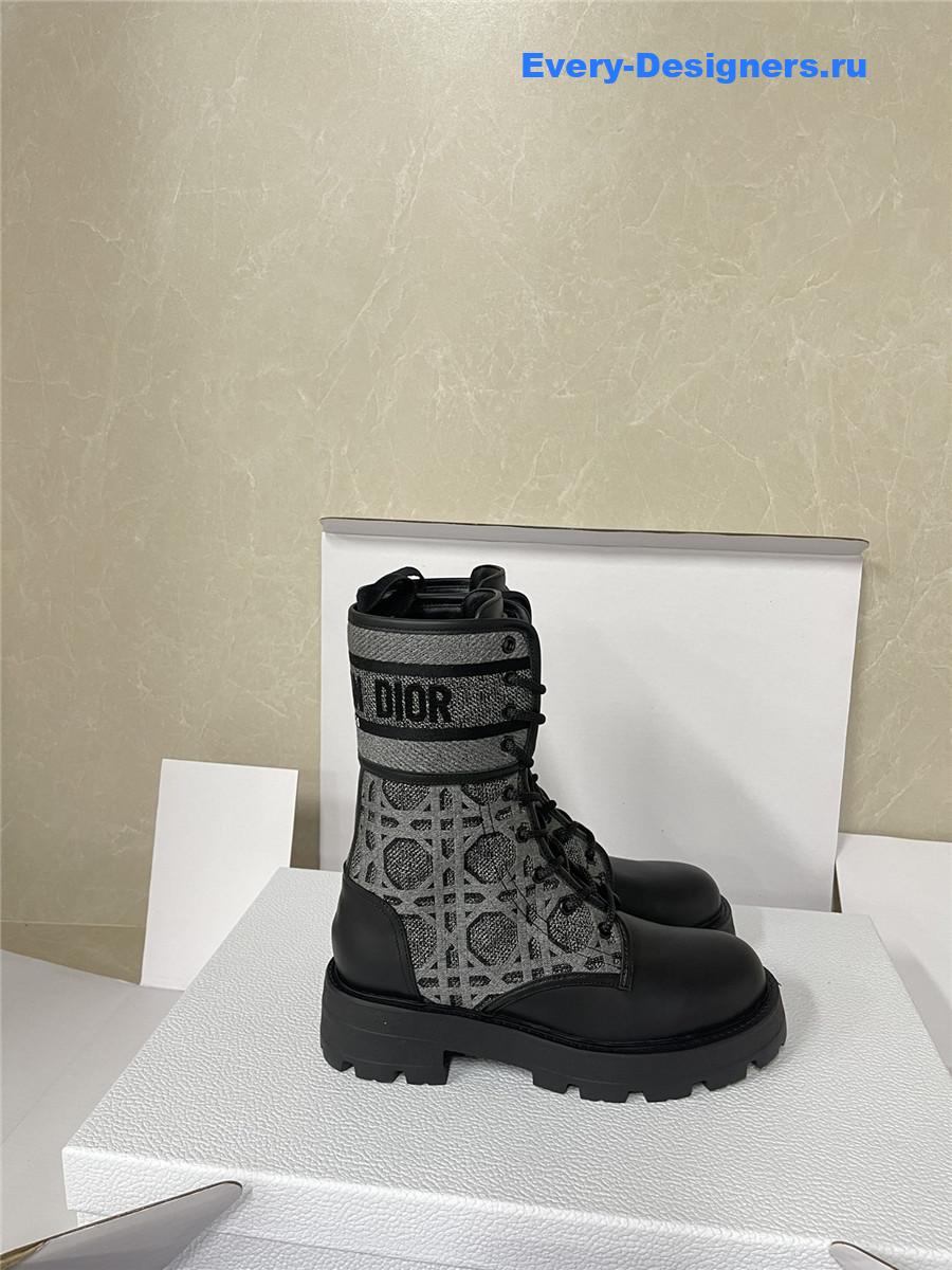 D10r d-major ankle boot