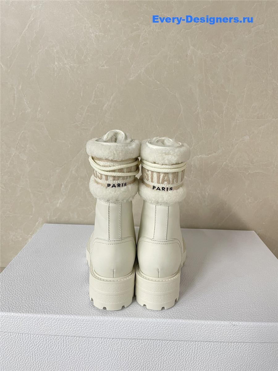 D10r lace-up lambswool martin boots