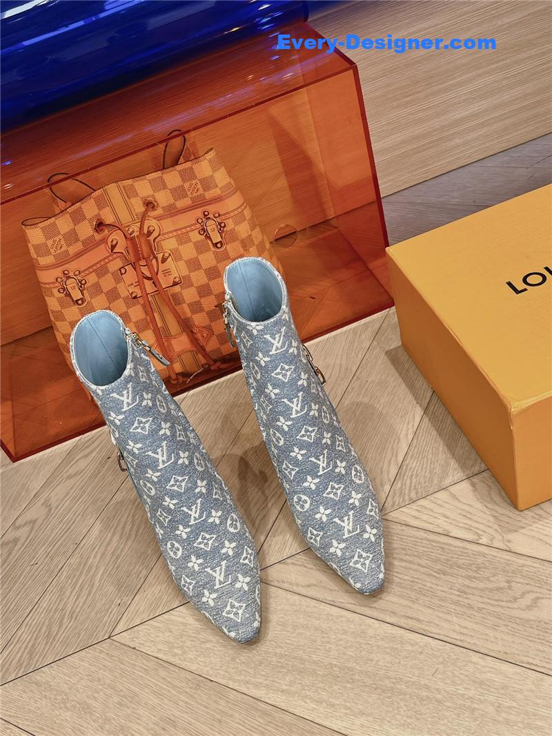 l0vis Vvtt0n lv logo printed short boots