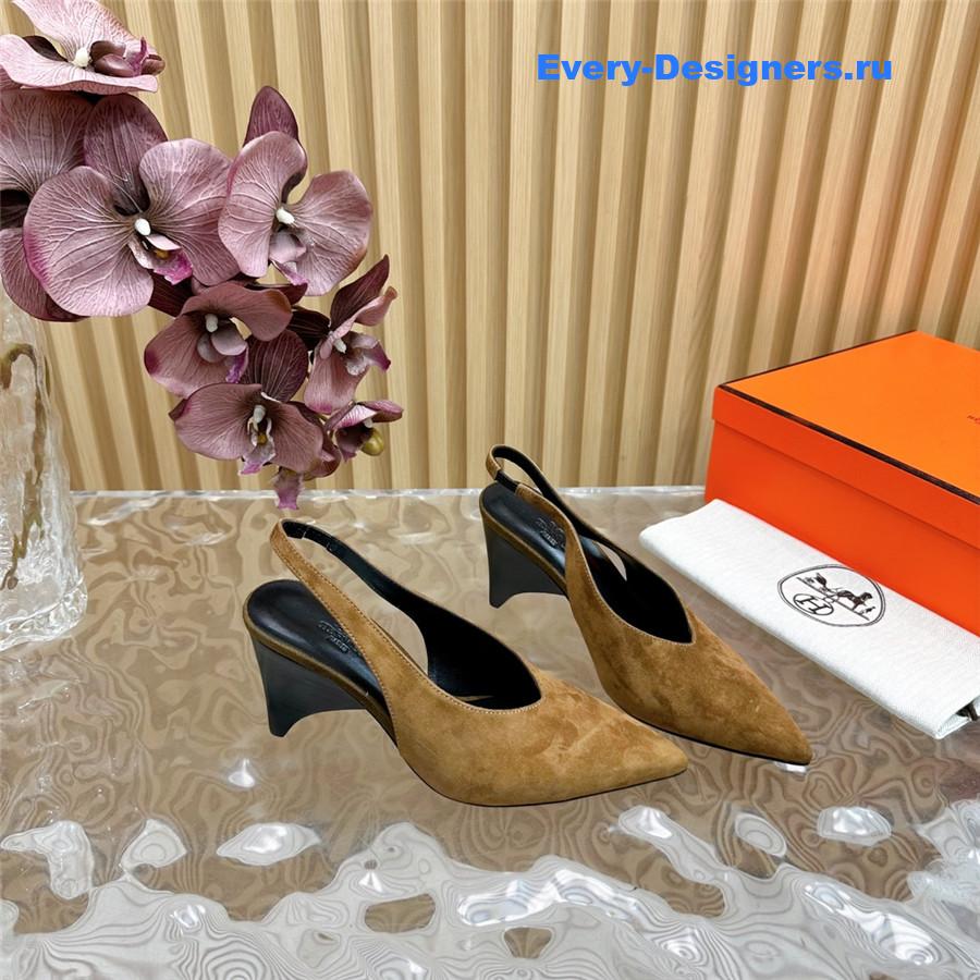 H**me5 orange suède high pointed slingbacks