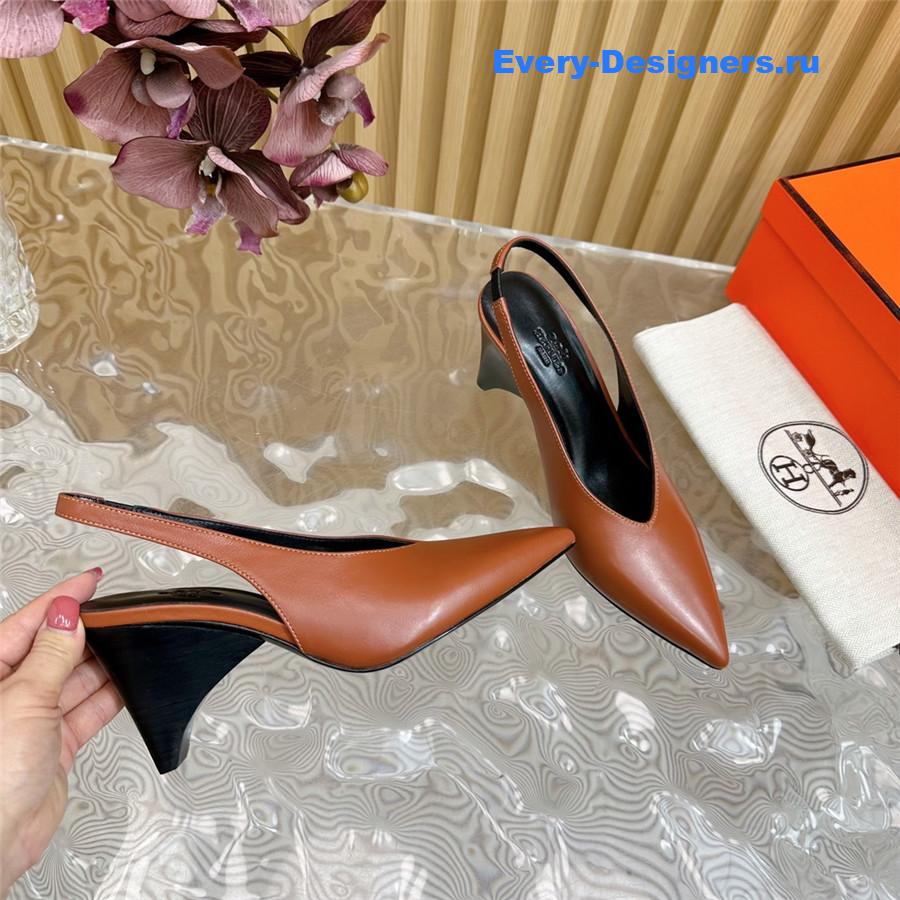 H**me5 calfskin high pointed slingbacks in brown